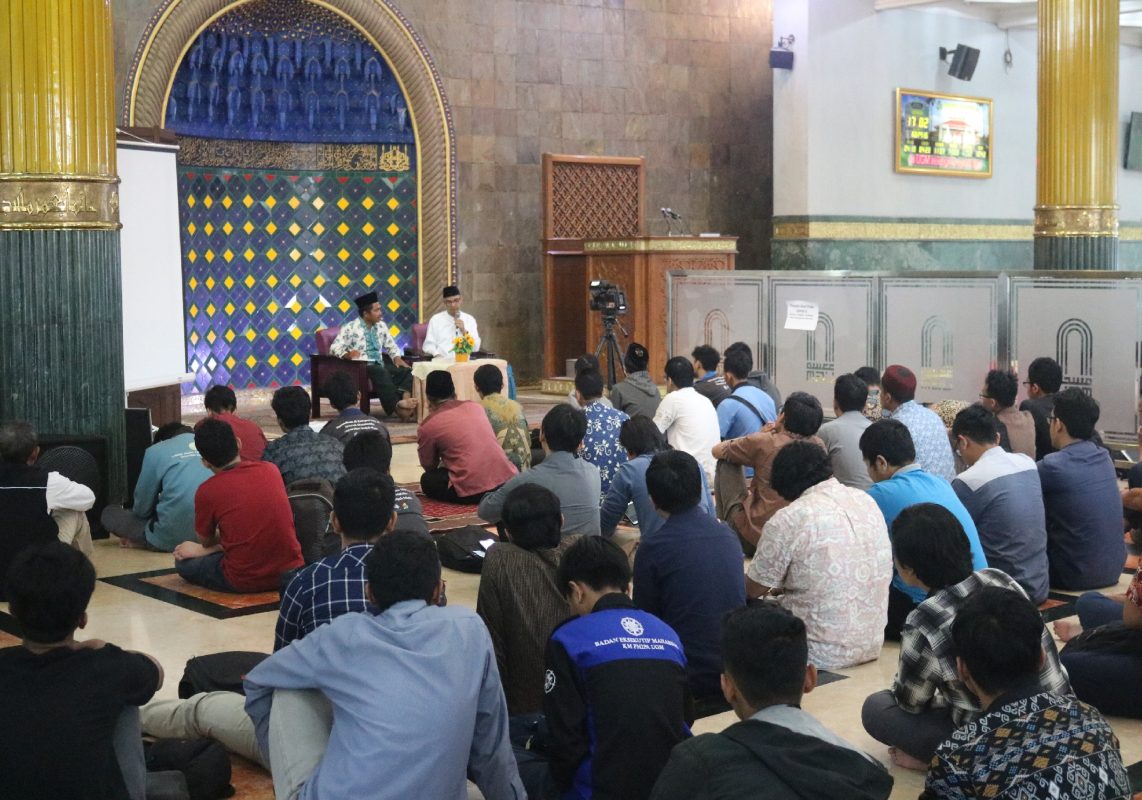JS Activity - Kajian di Masjid Kampus UGM