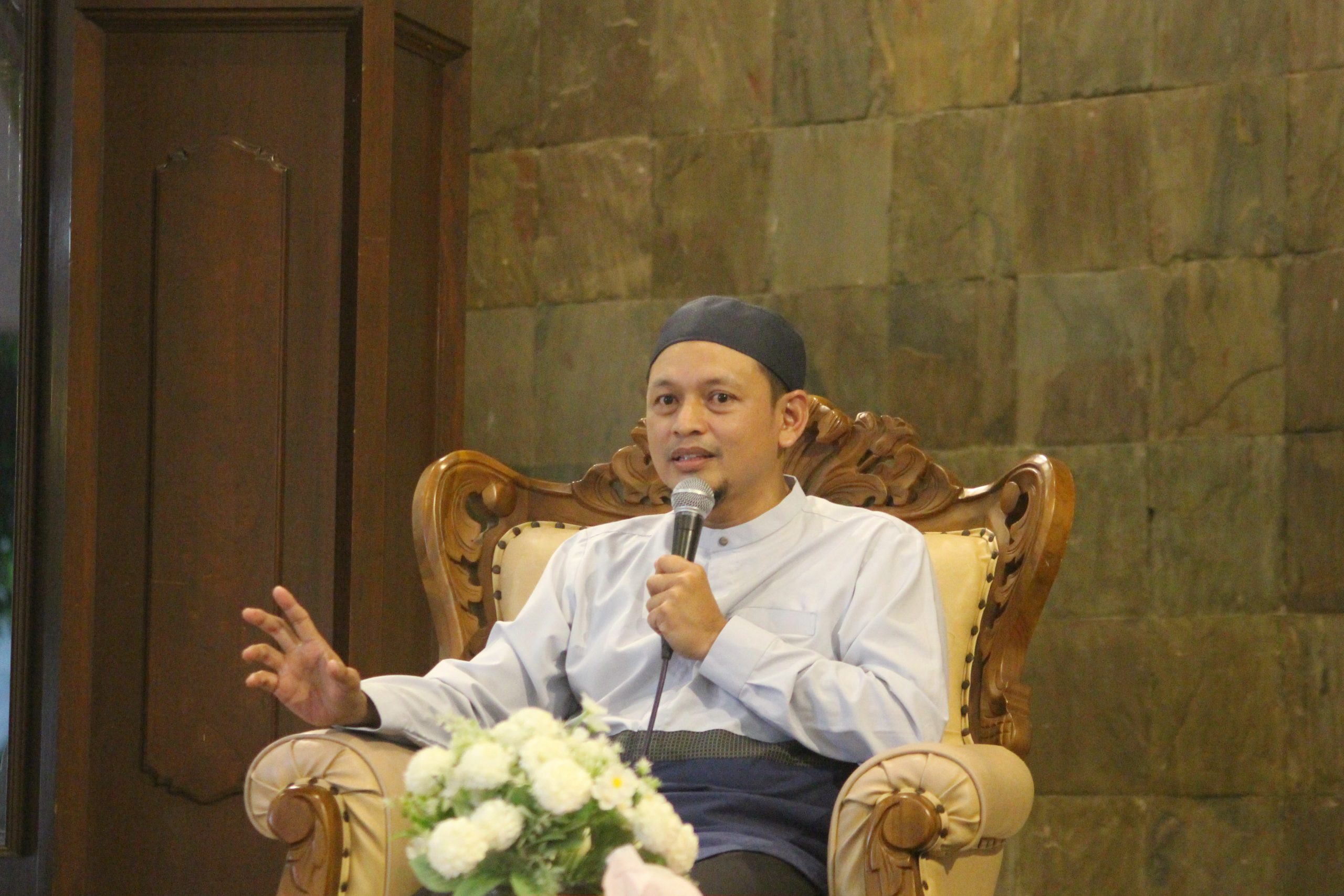 Akmal Sjafril: Masalah Umat Islam di Zaman Sekarang Adalah Kehilangan ...